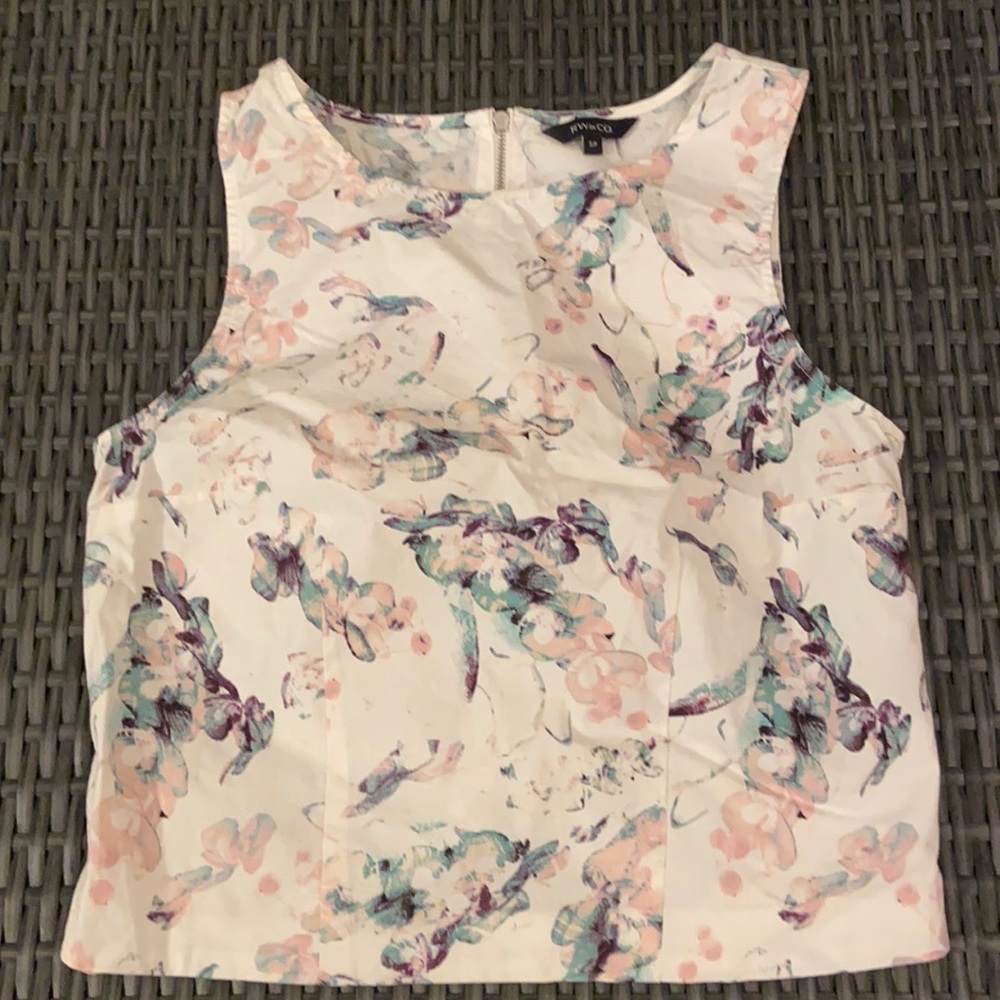 Floral top